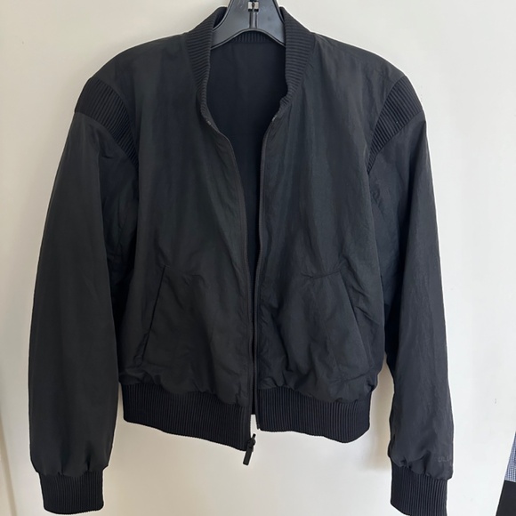 Lululemon Reversible Insulated Bomber Jacket - Picture 2 of 9